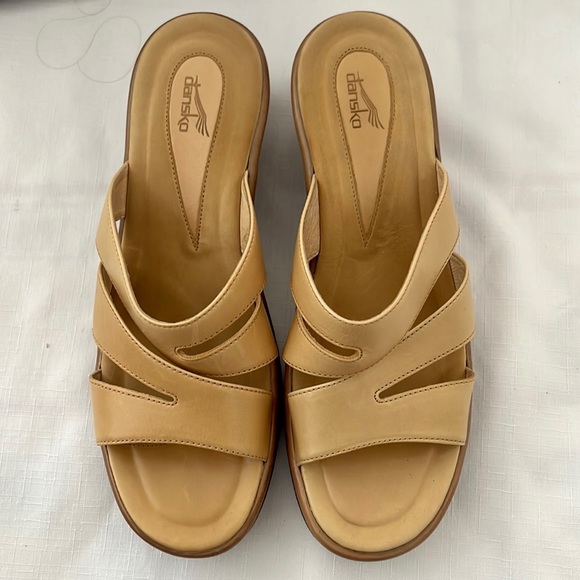 Dansko~Sandals / Like New - Picture 6 of 16